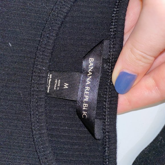 Banana Republic Fitted Tee - Picture 2 of 2